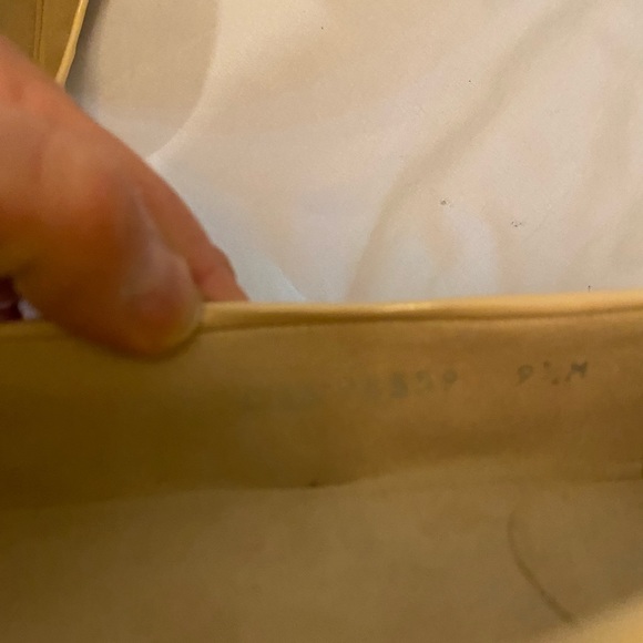 Stuart Weitzman Patent Leather pump tan shoe with cone heel size 9 1/2 NWOT - Picture 5 of 10